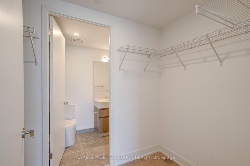 301-200 Keewatin Avenue, Toronto, ON - Indoor With Storage