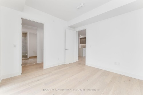 Ph05-200 Keewatin Avenue, Toronto, ON - Indoor Photo Showing Other Room