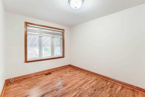 138 Derrydown Road, Toronto, ON - Indoor Photo Showing Other Room