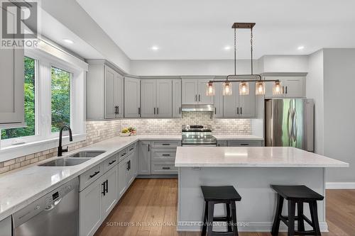 73 Wozniak Road, Penetanguishene, ON - Indoor Photo Showing Kitchen With Stainless Steel Kitchen With Double Sink With Upgraded Kitchen