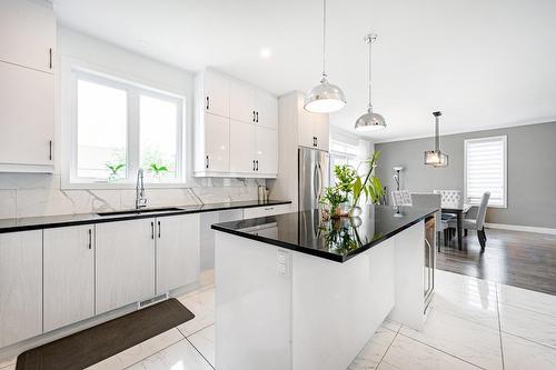 Cuisine - 288 Rue Chambly, Longueuil (Greenfield Park), QC - Indoor Photo Showing Kitchen With Upgraded Kitchen