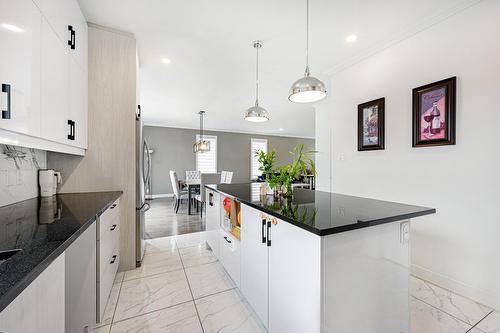 Cuisine - 288 Rue Chambly, Longueuil (Greenfield Park), QC - Indoor Photo Showing Kitchen With Upgraded Kitchen