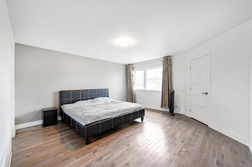 Chambre à coucher principale - 288 Rue Chambly, Longueuil (Greenfield Park), QC - Indoor Photo Showing Bedroom