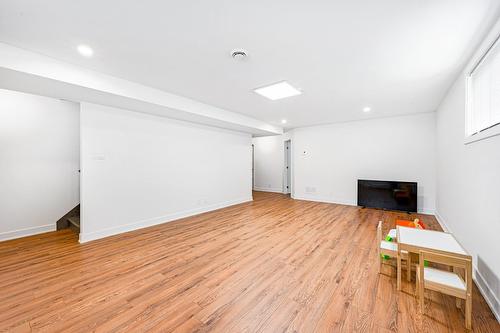 Salle familiale - 288 Rue Chambly, Longueuil (Greenfield Park), QC - Indoor Photo Showing Other Room