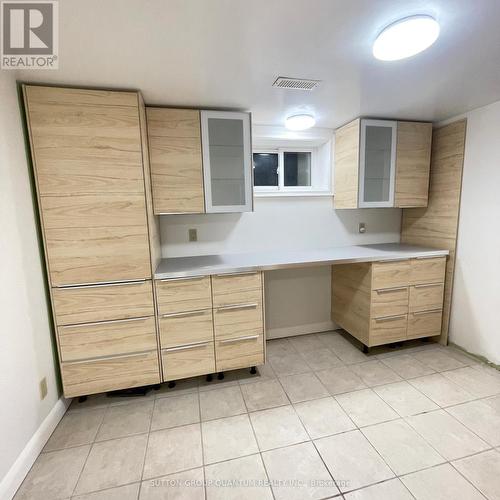 46 Woodlawn Avenue N, Mississauga, ON - Indoor