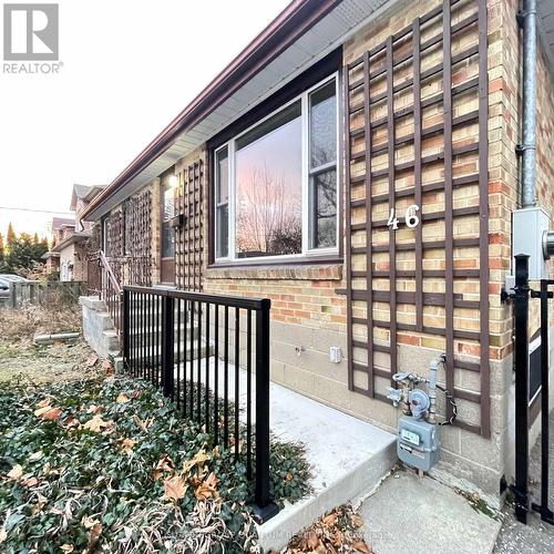 46 Woodlawn Avenue N, Mississauga, ON - Outdoor