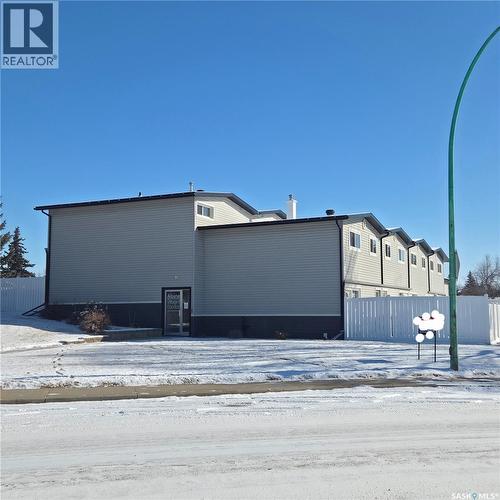 17 1292 Gordon ROAD  Moose Jaw, SK S6H 3E5