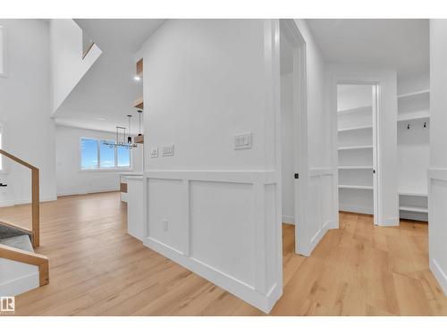 744 Astoria Wy, Devon, AB - Indoor Photo Showing Other Room