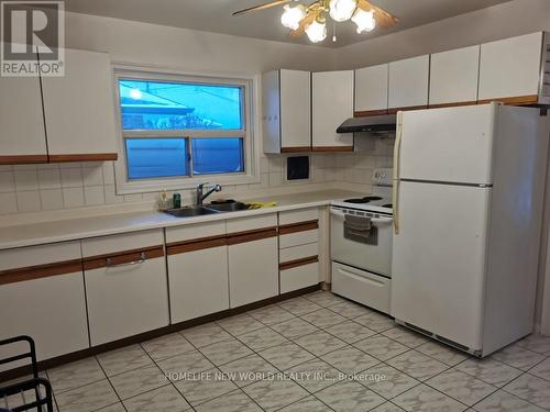 Main - 56 Joanna Drive, Toronto, ON - Indoor Photo Showing Kitchen With Double Sink