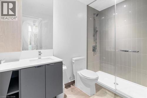 3883 Quartz Road Unit# 614, Mississauga, ON - Indoor Photo Showing Bathroom