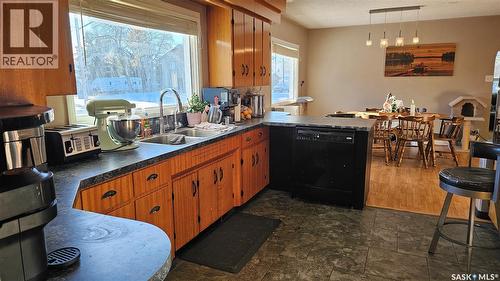 1004 9Th Street, Humboldt, SK - Indoor