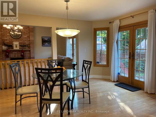 61 Mary Elizabeth Crescent, Markham, ON - Indoor Photo Showing Dining Room
