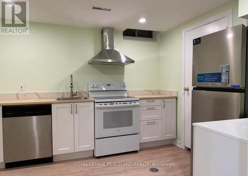 Basemnet - 43 Marlow Crescent, Markham, ON - Indoor Photo Showing Kitchen