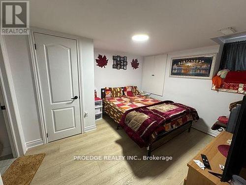 Bsmt - 18 Fireside Drive, Brampton, ON - Indoor Photo Showing Bedroom