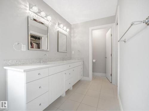 36 Nault Cr, St. Albert, AB - Indoor Photo Showing Bathroom