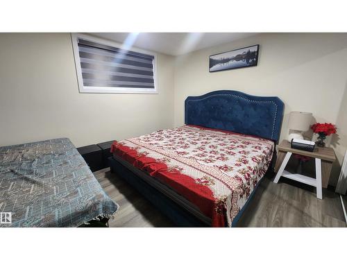 115 Ekota Cr Nw, Edmonton, AB - Indoor Photo Showing Bedroom