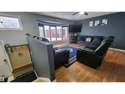 115 Ekota Cr Nw, Edmonton, AB - Indoor