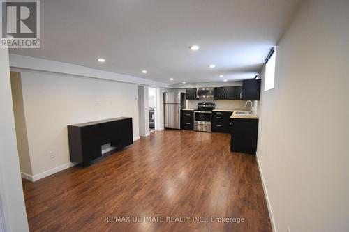 B - 205 Innisfil Street, Barrie, ON - Indoor