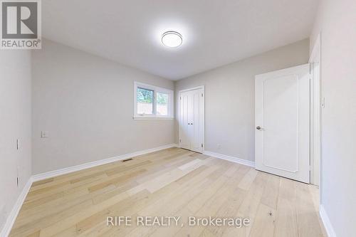 8 Elliotwood Court, Toronto, ON - Indoor Photo Showing Other Room
