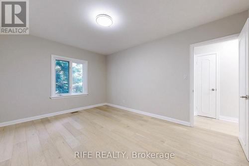 8 Elliotwood Court, Toronto, ON - Indoor Photo Showing Other Room