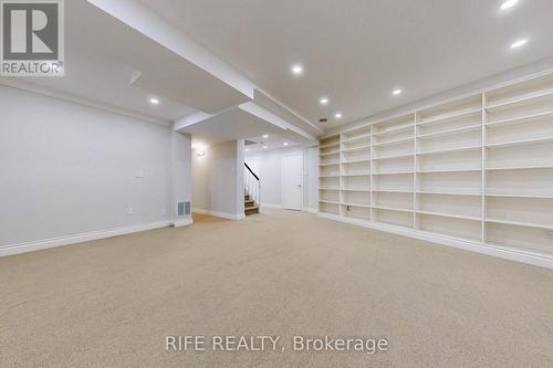 8 Elliotwood Court, Toronto, ON - Indoor Photo Showing Other Room