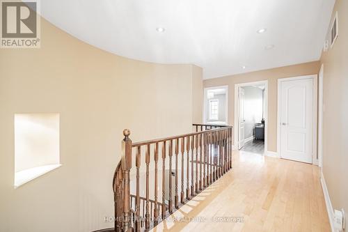 2481 Whistling Springs Crescent, Oakville, ON - Indoor Photo Showing Other Room