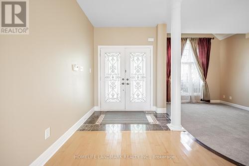 2481 Whistling Springs Crescent, Oakville, ON - Indoor Photo Showing Other Room