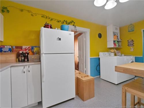 58 Elm St, Moncton, NB 