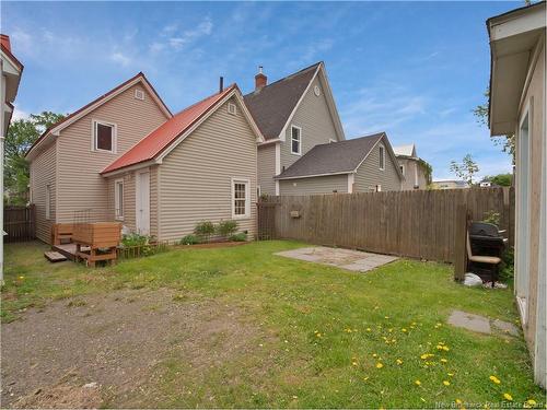 58 Elm St, Moncton, NB 