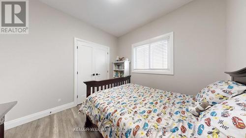 196 Marsellus Drive, Barrie, ON - Indoor Photo Showing Bedroom