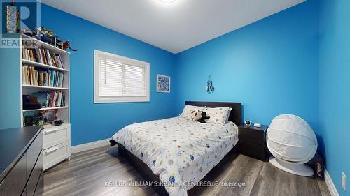 196 Marsellus Drive, Barrie, ON - Indoor Photo Showing Bedroom