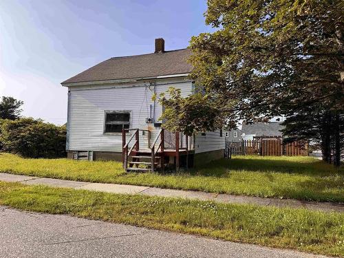 12 Butler Street, Yarmouth, NS 