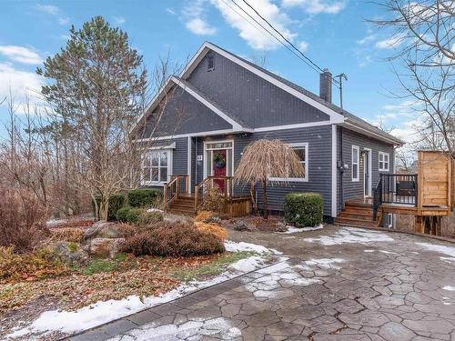 69 Sherwood Drive, Wolfville, NS 