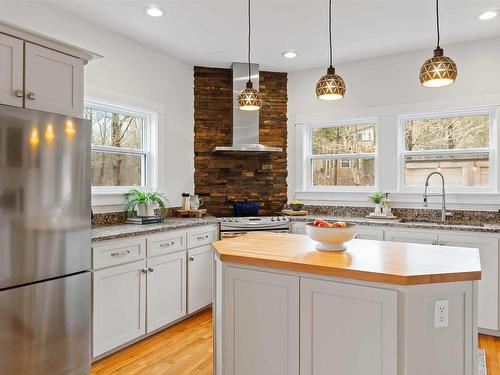 69 Sherwood Drive, Wolfville, NS 