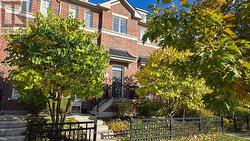 70 STREATHERN WAY  Clarington, ON L1C 0S4