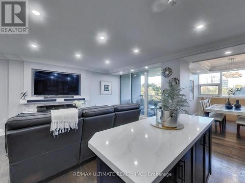 406 - 75 Emmett Avenue, Toronto, ON - Indoor