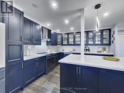 406 - 75 Emmett Avenue, Toronto, ON - Indoor Photo Showing Kitchen