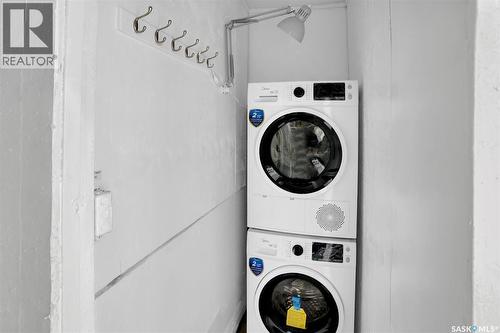 1668 Ottawa Street, Regina, SK - Indoor Photo Showing Laundry Room