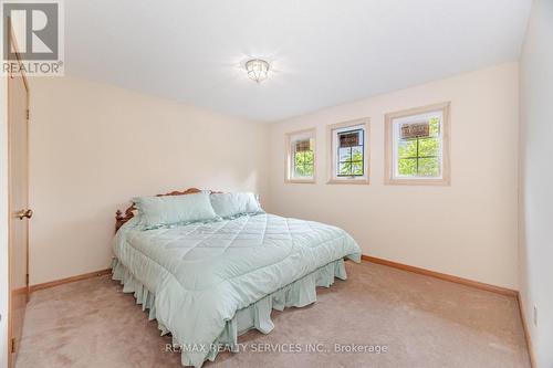 106 Kenpark Avenue, Brampton, ON - Indoor Photo Showing Bedroom