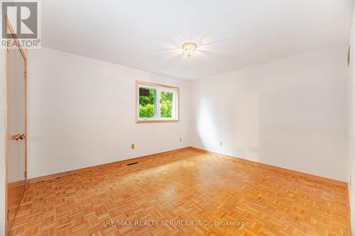 106 Kenpark Avenue, Brampton, ON - Indoor Photo Showing Other Room