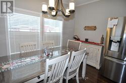 Dining Area - 