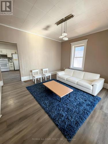 280 Lansdowne Street W, Peterborough (Ashburnham Ward 4), ON - Indoor Photo Showing Living Room