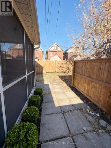 280 Lansdowne Street W, Peterborough (Ashburnham Ward 4), ON - Outdoor