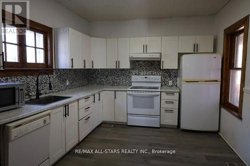 280 Lansdowne Street W, Peterborough (Ashburnham Ward 4), ON - Indoor Photo Showing Kitchen