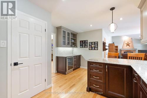 47 Shavian Boulevard, London North (North A), ON - Indoor Photo Showing Kitchen