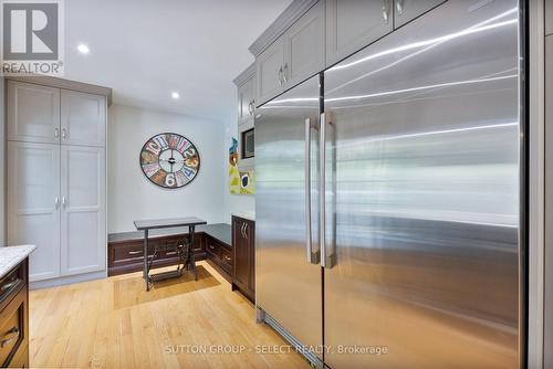 47 Shavian Boulevard, London North (North A), ON - Indoor Photo Showing Kitchen