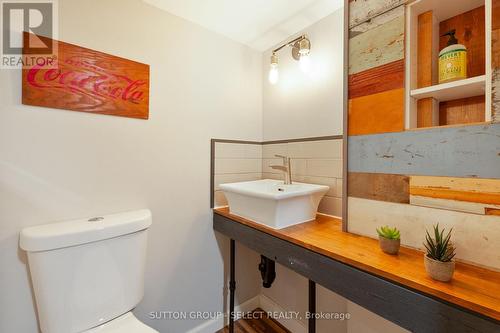 47 Shavian Boulevard, London North (North A), ON - Indoor Photo Showing Bathroom