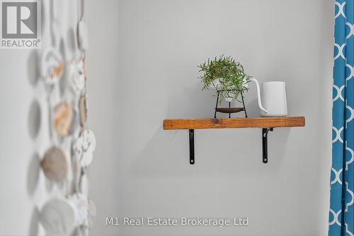 60 Howitt Street, Guelph (St. Patrick'S Ward), ON - 