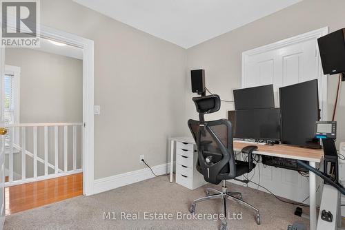 60 Howitt Street, Guelph (St. Patrick'S Ward), ON - Indoor Photo Showing Office