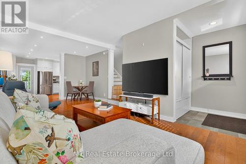 60 Howitt Street, Guelph (St. Patrick'S Ward), ON - Indoor